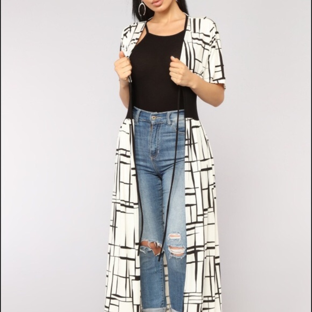 NWT Black and White Kimono